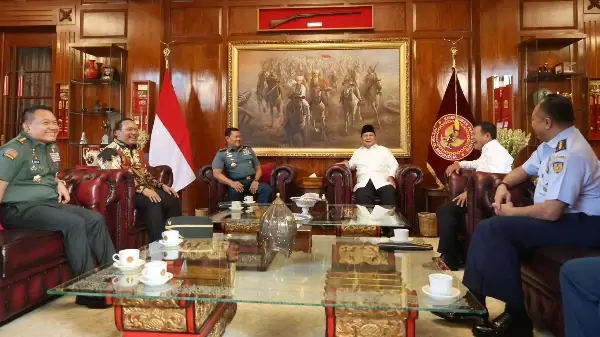 Penyerahan Laporan Hasil Pemeriksaan BPK RI atas Laporan Keuangan Kemhan dan TNI tahun 2022