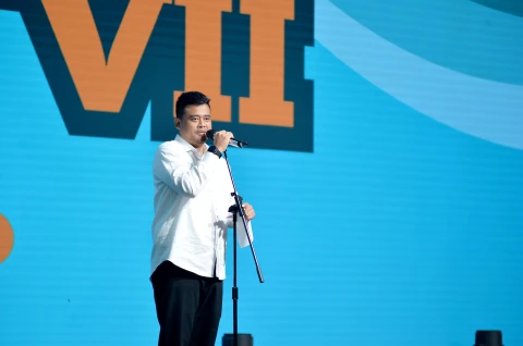 Bobby Nasution membuka secara resmi Musyawarah Wilayah VII Kesatuan Aksi Mahasiswa Muslim Indonesia (KAMMI) Sumut di Aula Raja Inal Siregar Kantor Gubernur Sumut Jalan Diponegoro Kota Medan, Jumat (4/7).