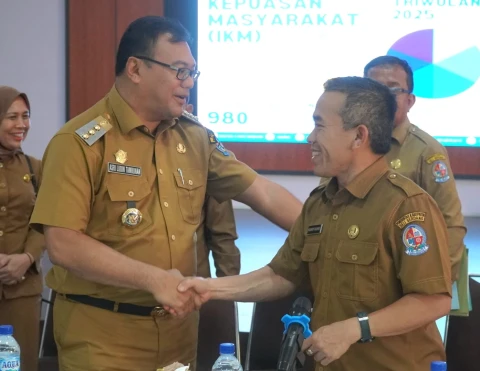 dr H Asri Ludin Tambunan 