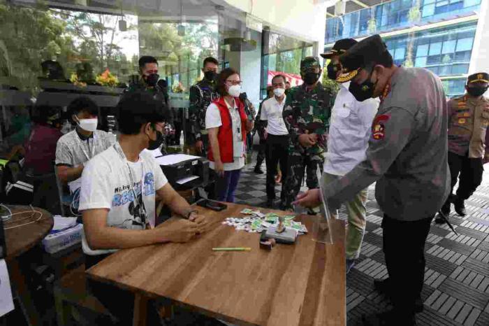 Kapolri Pastikan Vaksinasi untuk Buruh Bakal Dipercepat Hingga Akhir Agustus