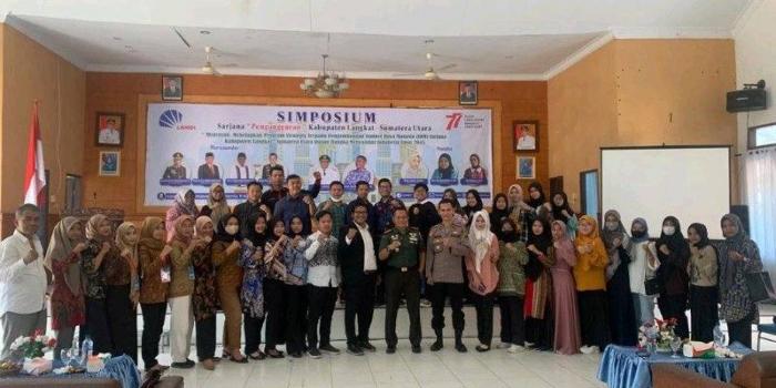 Simposium Sarjana Pengangguran Langkat 2022, di Gedung PKK Kab. Langkat, pada tanggal 11 Agustus 2022