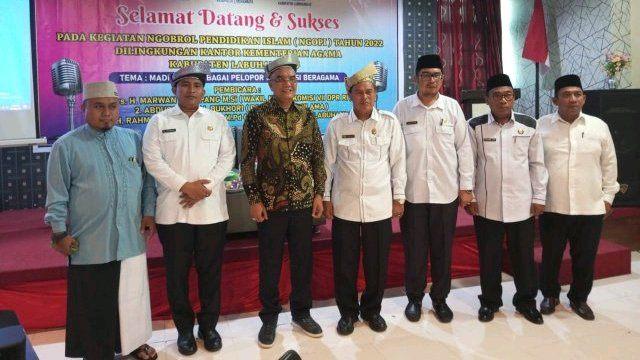 Ngobrol Pendidikan Islam (Ngopi) dengan Tema Madrasah Sebagai Pelopor Moderasi Agama di Labuhanbatu, Selasa (23/8/2022) 
