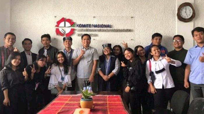 Usai kedua belah pihak saling menandatangi MoU yang telah dibuat serta dibubuhi oleh stempelnya masing-masing.