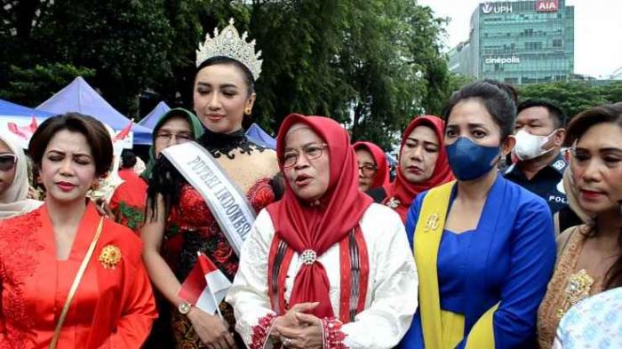 Gebyar Kebaya Nasional tahun 2022 menuju UNESCO digelar di Lapangan Benteng Medan, Minggu (28/20/2022).