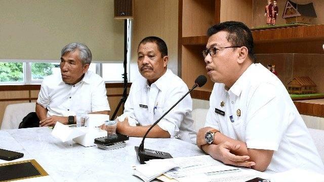 Konferensi Pers terkait Progres Persiapan Menuju Pekan Olahraga Nasional (PON) XXI Tahun 2024 Aceh-Sumut di Ruang Rapat III, lantai 2 Kantor Gubernur Sumut, Rabu (3/8/2022). 