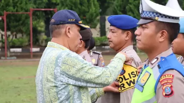 Acara pemberian hibah kendaraan patroli kepada Polres Serdang Bedagai.