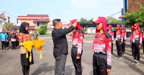 Pembukaan Pendidikan dan Pelatihan (Diklat) Calon Pasukan Pengibar Bendera Pusaka (Paskibraka) Tahun 2024, di halaman GOR Pandan (2/8/2024). 