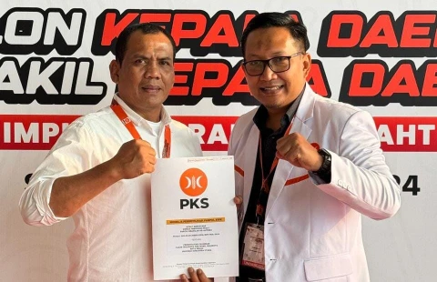 Bakal Paslon Zainuddin - Hendro