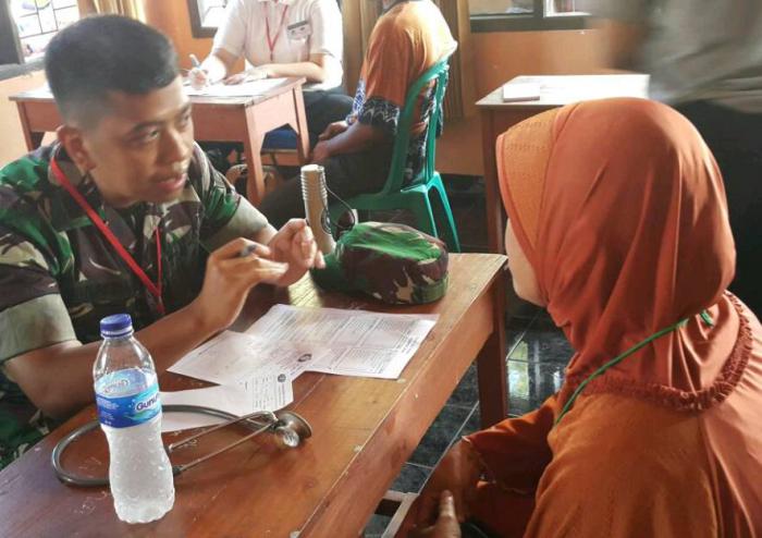 TNI Gelar Pengobatan Gratis di Pulau Panjang Kabupaten Serang
