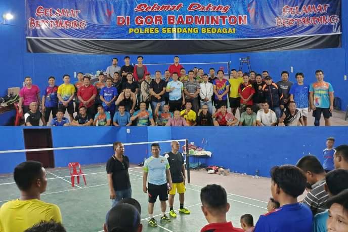 Pertandingan persahabatan antara PB Polsek Tanjung Beringin dengan PB Polres Serdang Bedagai.