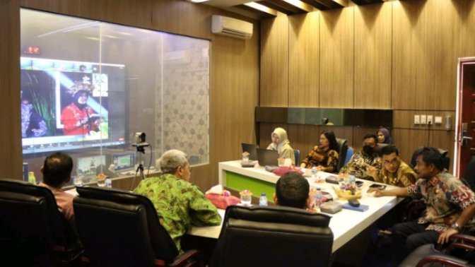 Amir Hamzah mengikuti Rakernas bersama Menteri Keuangan, Kamis (22/9)