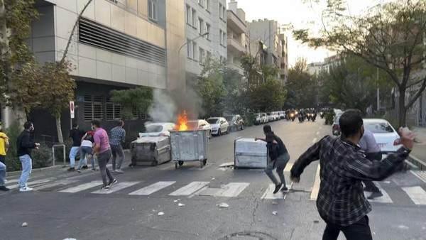 Unjuk rasa memprotes kematian Mahsa Amini berlangsung di Iran