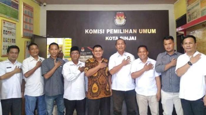 Pengurus PWI Binjai dan para Komisioner KPU 