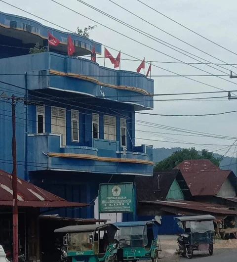 Rumah Pemenangan Pasangan Calon Bupati dan Wakil Bupati Tapanuli Tengah, Masinton Pasaribu-Mahmud Efendi Lubis (MAMA), di jalan Padangsidimpuan, Kecamatan Pandan.