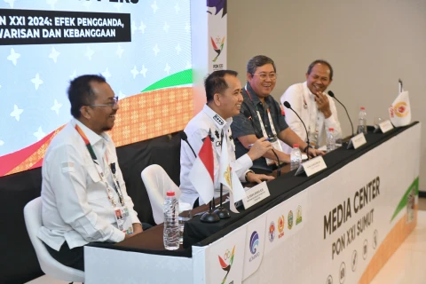 Agus Fatoni menghadiri Konferensi Pers bersama Wartawan di Media Center Utama PON XXI Aceh-Sumut di Jalan Kapten Maulana Lubis, Medan, Rabu (11/9/2024). 