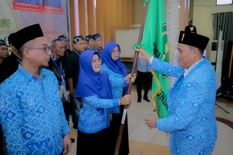 H Yonny Anwar, resmi melantik Kepengurusan Cabang Paguyuban Pasundan Kota Tebingtinggi, Jumat (27/9/2024)