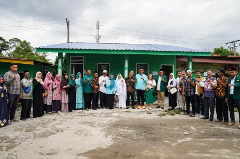 Susanti - Ronald bersama rombongan tim melakukan silaturahmi dengan Pengurus Daerah Al Jamiyatul Washliyah Kota Pematangsiantar