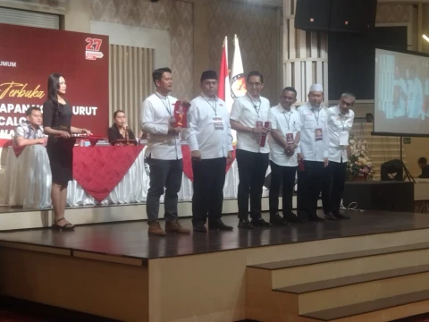 Para pasangan calon peserta Pilkada Medan 2024