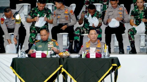 Jenderal TNI Agus Subiyanto dan Jenderal Pol Listyo Sigit Prabowo