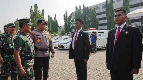 Apel Gelar Pasukan Gabungan dalam rangka Operasi Pengamanan International Sustainability Forum (ISF) Tahun 2024 dan Operasi Tribrata Jaya Tahun 2024