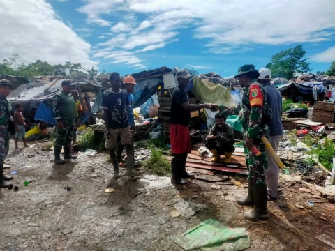 Serka Nurkholis terus melaksanakan Komunikasi Sosial (Komsos) dengan berbagai elemen masyarakat