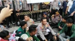 Kapolda Sumut duduk, dengar tuntutan mahasiswa