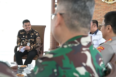 Asistensi, Monitoring dan Evaluasi Pasca Aksi Unjuk Rasa di Beberapa Daerah, yang diselenggarakan di Anjungan Lantai 9, Kantor Gubernur Sumut, Jalan Pangeran Diponegoro Nomor 30 Medan, Jumat (12/9/2025).