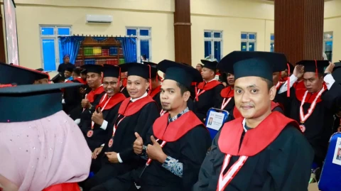 Wisuda Universitas Labuhanbatu