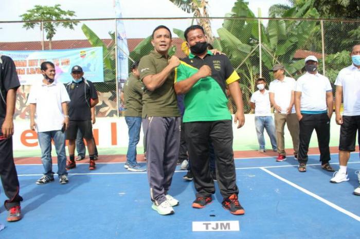 Dandim 0209/LB, Guyon Favoritkan Tim TJM Memenangkan Trofy Juara Dandim Cup 2020 - Kodim 0209/LB