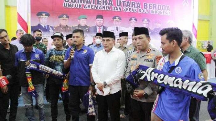Forkopimda Sumut menggelar Doa Bersama untuk Aremania dan Sepakbola Indonesia, serta Salat Gaib untuk para korban tragedi Kanjurahan di GOR Mini Jalan Willem Iskandar, Deliserdang, Selasa (4/10) sore