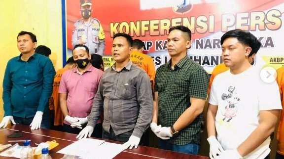 Polres Labuhanbatu paparkan pengungkapan kasus Narkoba selama sepakan terakhir di wilayahnya 