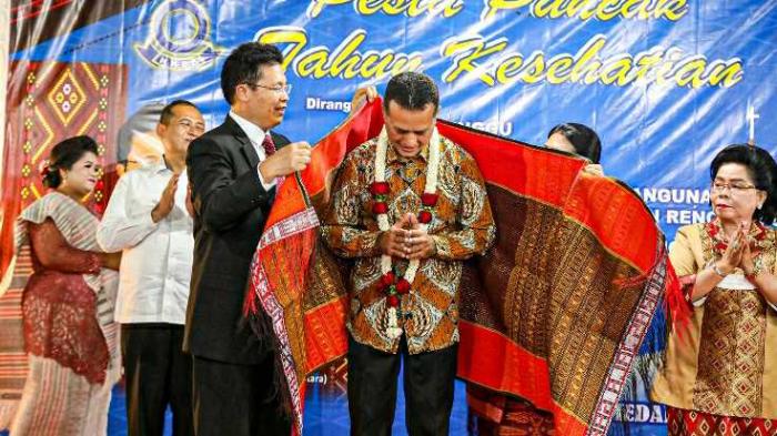 Musa Rajekshah menghadiri Pesta Puncak Kesehatian di Gereja HKBP Padang Bulan, Jalan Jamin Ginting, Minggu (16/10)
