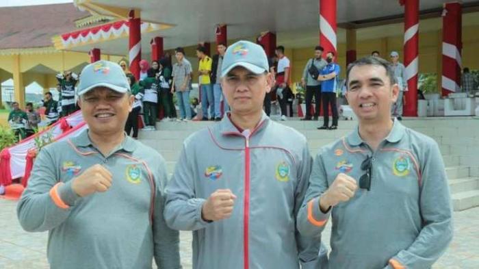 Wakapolda Sumut Brigjen Pol Dadang Hartanto (tengah)