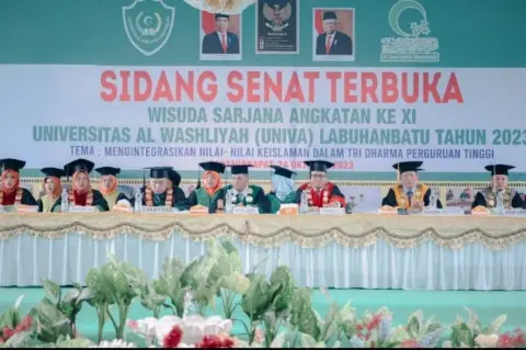 Sidang senat terbuka Universitas Al Washliyah 