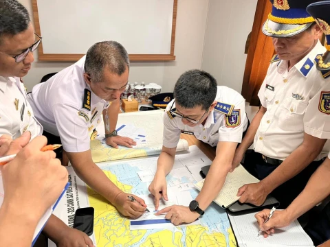 Pertemuan di atas kapal KN. Pulau Dana-323, Kamis (10/10/2024).