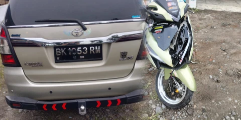 Kendaraan korban dan pelaku 