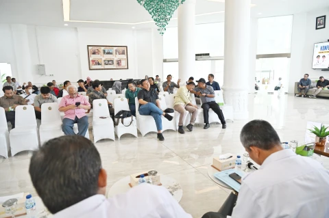 Konferensi Pers terkait "Gerakan Literasi Daerah : Dari Perpustakaan untuk Kemajuan Generasi" Kegiatan difasilitasi Dinas Kominfo Sumut ini berlangsung di Lobby Dekranasda Lantai 1 Kantor Gubernur Sumut Jalan Diponengoro Nomor 30 Medan, Rabu (29/10/2025).