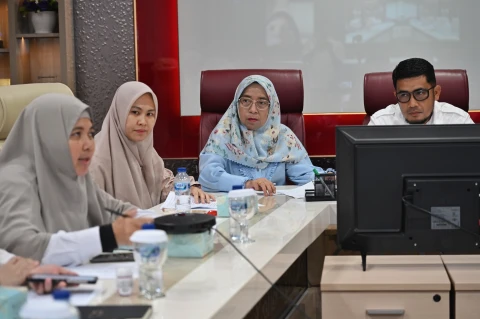 Persiapan Kegiatan Jambore PKK Sumut, pada tanggal 4 s/d 6 November 2025 mendatang, di ruang Sumut Smart Province Lantai 6 Kantor Gubernur Sumut Jalan Diponegoro Nomor 30 Medan, Rabu (29/10/2025).