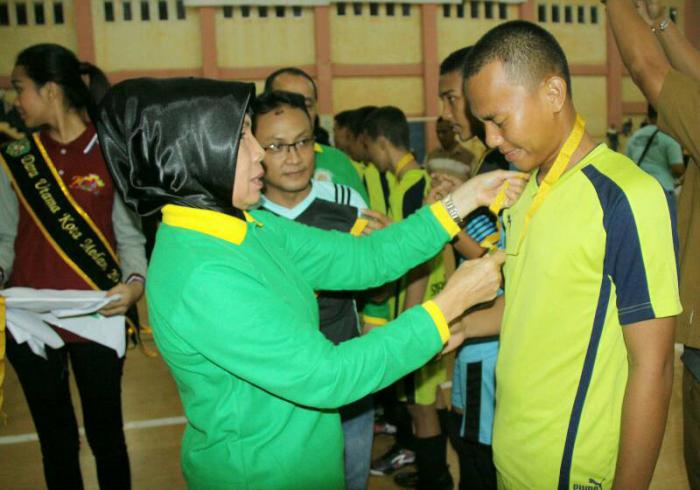 Wagubsu Tutup Kejuaraan Futsal Adhyaksa