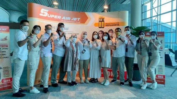 SUPER AIR JET Mulai 10 November 2021 Terbang ke Destinasi SUPER, Hemat Rp367.200