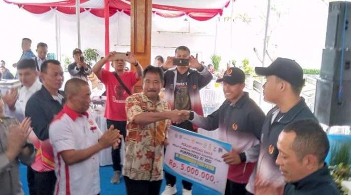 Walikota Binjai dan para atlet peraih medali di Porprovsu 