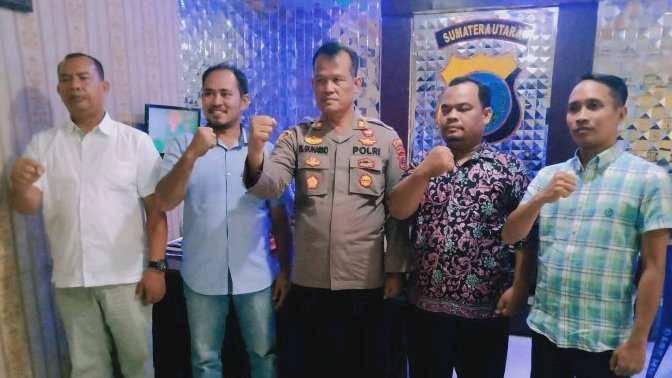 Komisioner Panwaslu Kec.Kualuh Selatan bersama Kapolsek Kualuh Hulu dan Kanit Intelkam