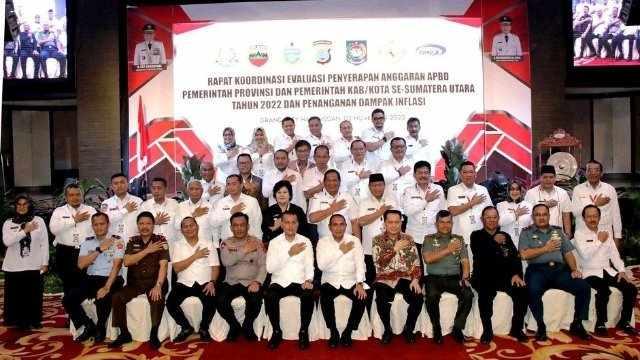 Peserta rapat koordinasi penanganan inflasi Sumatera Utara 