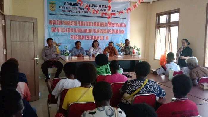 Penguatan peran serta organisasi kemasyarakatan dan mitra kerja lainnya dalam pelaksanaan dan pembinaan kesetaraan ber-KB