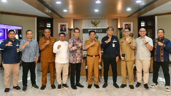 Audiensi Satuan Kerja Khusus Pelaksana Kegiatan Usaha Hulu Minyak dan Gas Bumi (SKK Migas) Wilayah Sumatera Bagian Utara (Sumbagut) di ruang kerja Gubernur lantai 10 Kantor Gubernur Sumut Jalan Diponegoro No 30 Medan, Selasa (07/11).