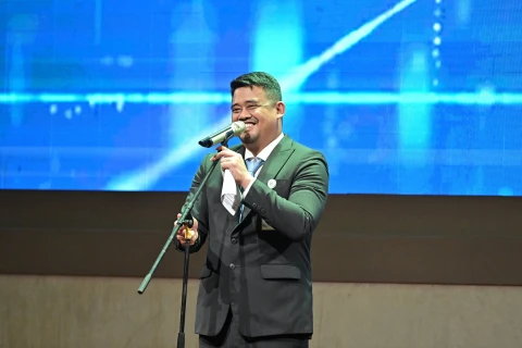 Bobby Nasution meluncurkan Universal Health Coverage (UHC) Prioritas, Program Berobat Gratis (Probis) Sumut Berkah, di Graha Bhineka Perkasa Jaya, Lubukpakam, Deliserdang, baru-baru ini.