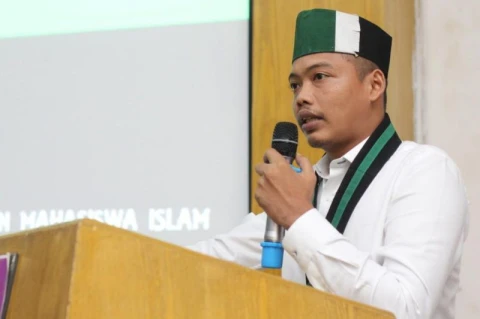 Alwi Hasbi Silalahi 