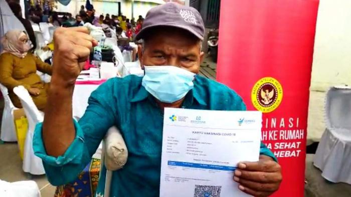 Serentak, BIN Gelar Vaksinasi di 15 Kabupaten/ Kota Di Sumut, Nelayan Belawan Harap Corona Segera Berlalu
