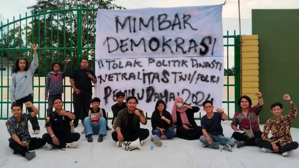 Aksi mahasiswa Siantar - Simalungun membangun Pemilu Demokratis 