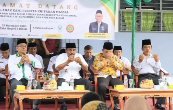 Khitanan massal Baznas di Binjai 